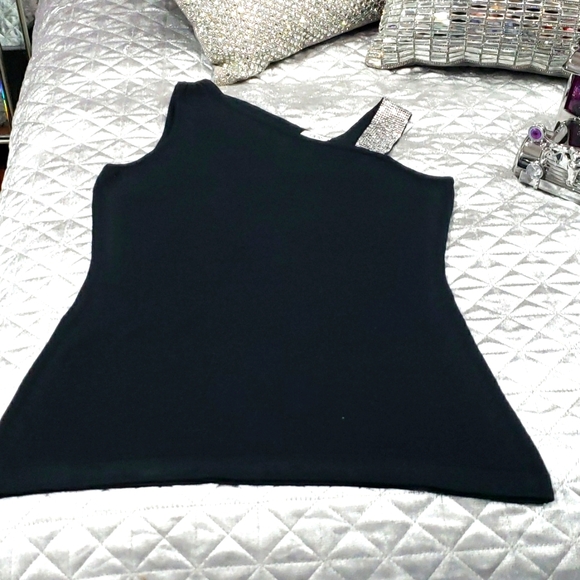 Authentic NEW Cache black sleeveless sweater - Picture 8 of 8